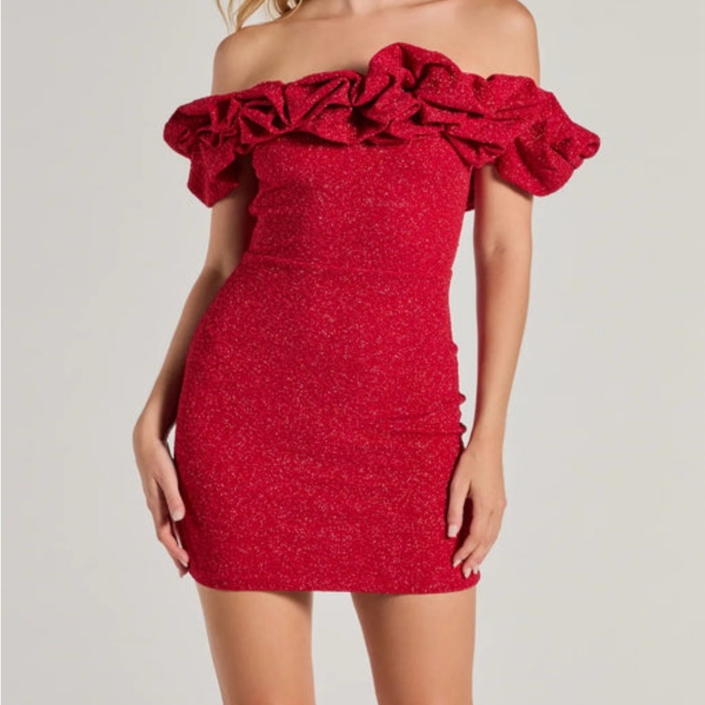 B Darlin Elegant Red Off-Shoulder Dress size 6 with tags